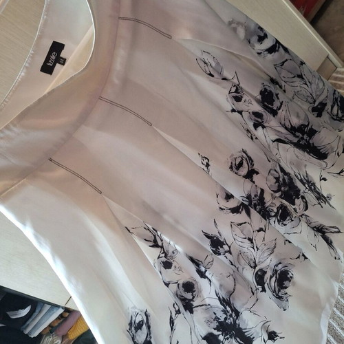 Satin skirt and top set like new, white and blue