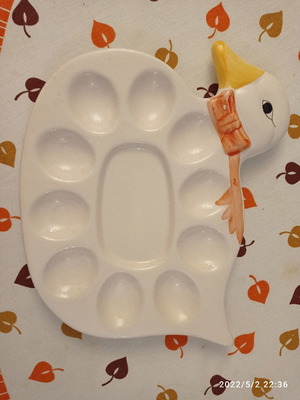 Αυγοθήκη μεταχειρισμένη διακοσμητική για κόκκινα αυγά