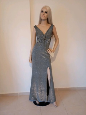 10€ New dress small from a store that closed