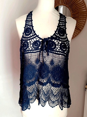 Boho crochet top blue size S like new