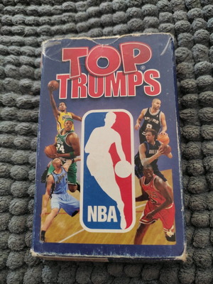 Top Trumps NBA μεταχειρισμένο, 33 κάρτες σε καλή κατάσταση
