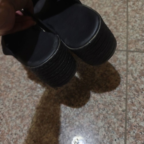 Black leather platform sandals, size 39