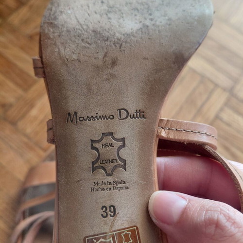 Massimo Dutti leather sandals used, tan color, size 39