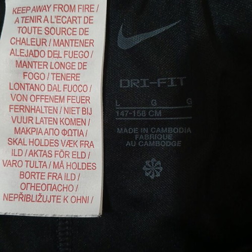 Nike AEK Kids' Shorts like new, black, sizes 146 cm and 158 cm