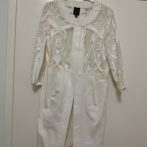 Access outerwear like new, white, size M
