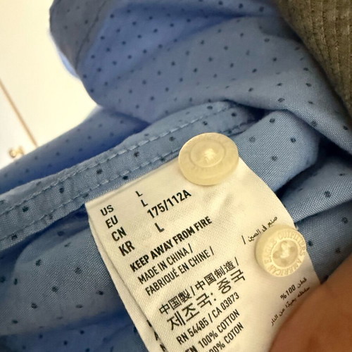 American Eagle blue polka dot shirt size L like new