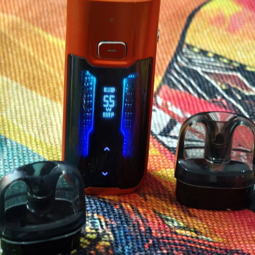 Vaporesso Lux electronic cigarette used with extra tank