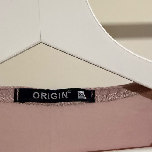 Origin t-shirt pink like new, size XL fitting like L