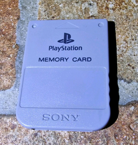 playstation memory card  σε άριστη κατάσταση και λειτουργική