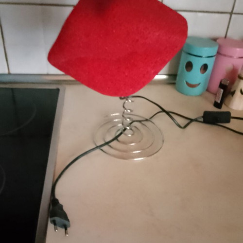 Lamp with red lips ..pop art.