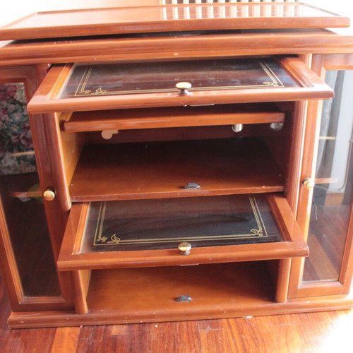 TV and Hi-Fi Cabinet used with bar