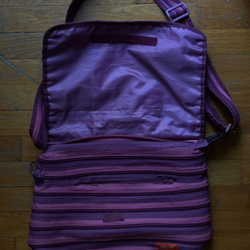 Y2K crossbody bag pink and purple zip-it like new