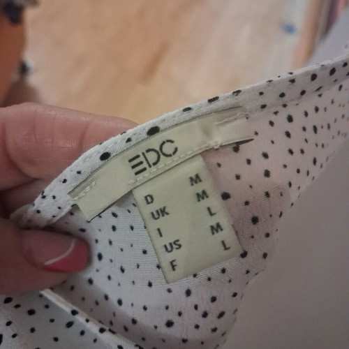Polka Dot Blouse like new, size L, black and white