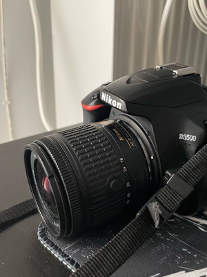Nikon D3500 like new with AF-P Nikkor 18-55mm 3.5-5.6G kit lens