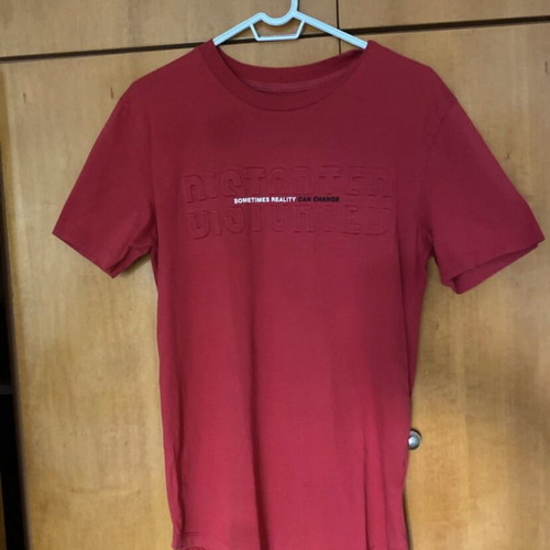 Zara men's t-shirt red size S like new