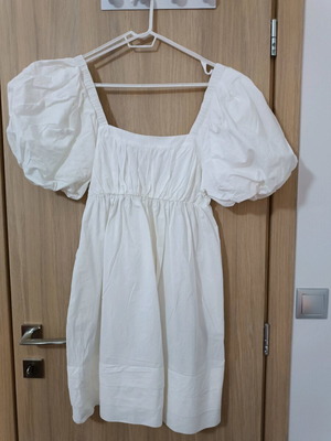 Sfera dress white with balloon sleeves and open back like new