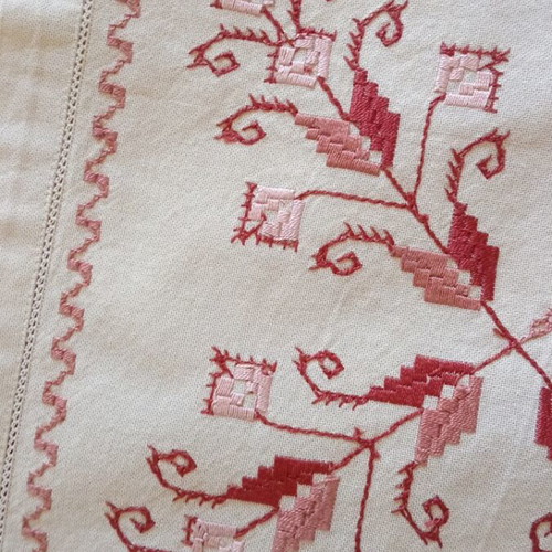 Authentic Handmade Karsaniko Tablecloth Lefkada vintage, excellent condition