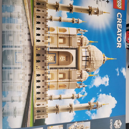 Lego Taj Mahal 10256 new, sealed box with minor wear