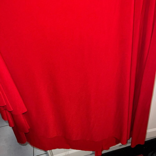 Multifunctional long red dress with open back like new