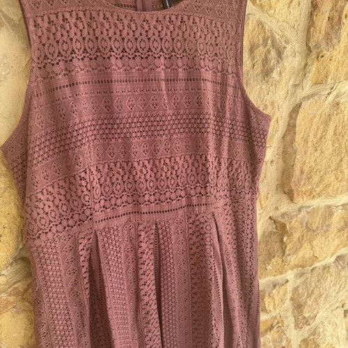 Vero Moda Dusty Rose Lace Sleeveless Dress XL like new