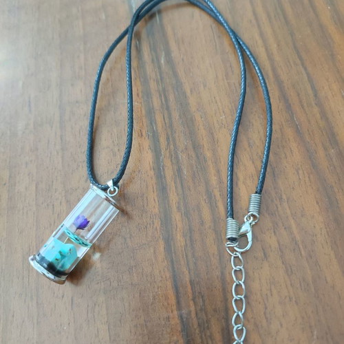 Necklace unused, used condition