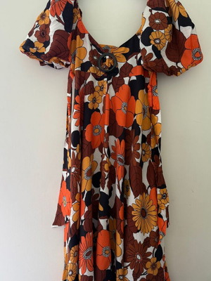 Dodo Bar Or Mor Dress with floral print, like new, size L