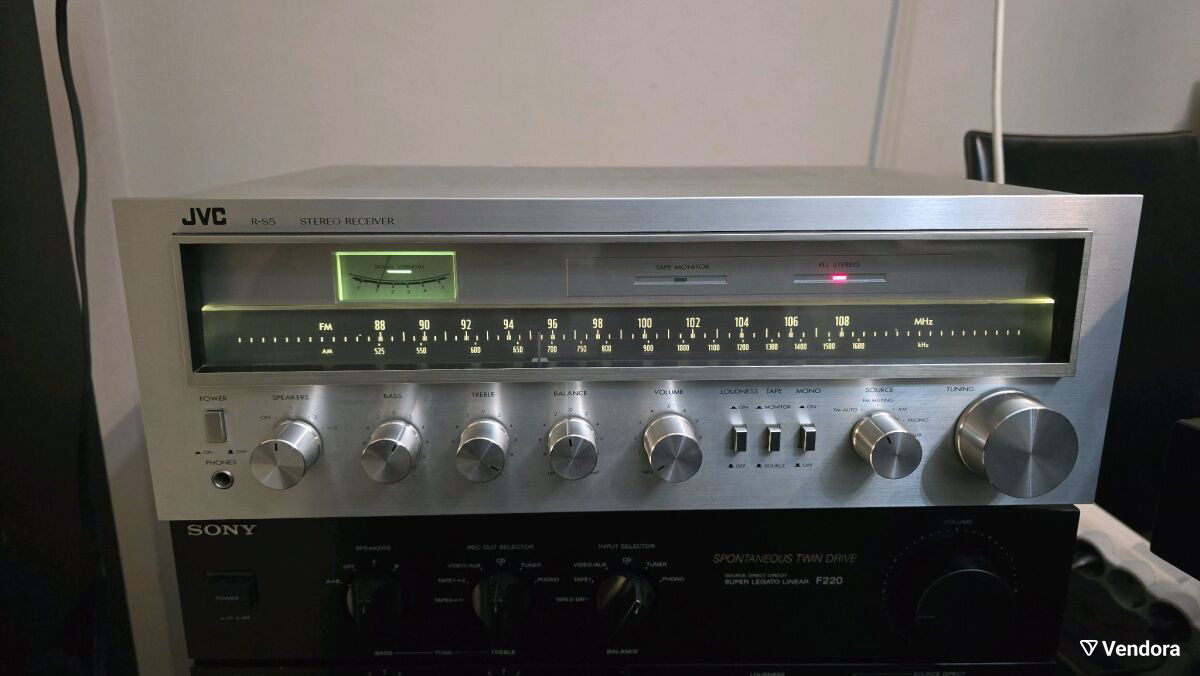 Радиоусилвател JVC R-S5 като нов с… - € 140,00 - Vendora.bg
