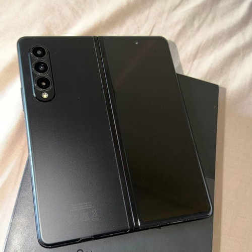 Samsung Galaxy Z Fold 3 5G used, 512GB, black, Android