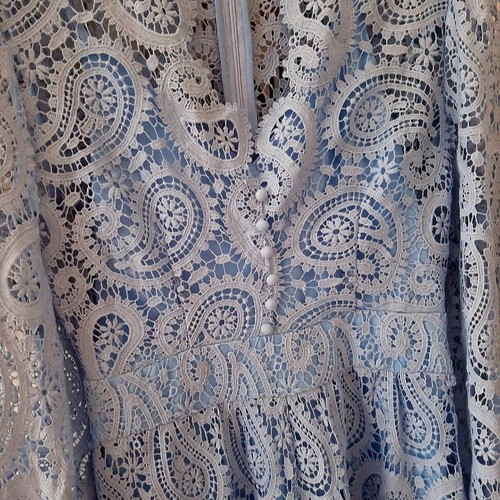 Long lace dress turquoise like new, size S