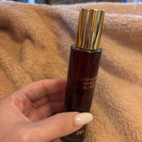 Zara Hypnotic Vanilla Bloom perfume used 30 ml