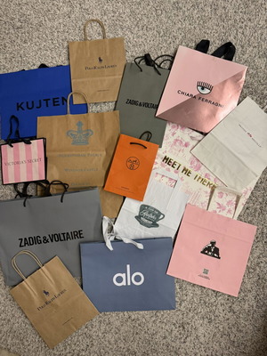 Αυθεντικές χάρτινες τσάντες brands μεταχειρισμένες, πακέτο