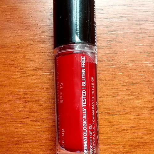 Κραγιόν Radiant Matt Lasting Lip Color καινούργιο, κόκκινο