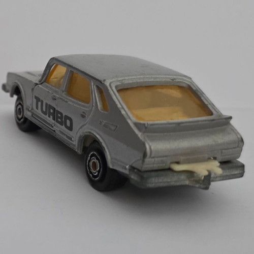 Majorette SAAB 900 Turbo 1984 diecast car silver 1/62