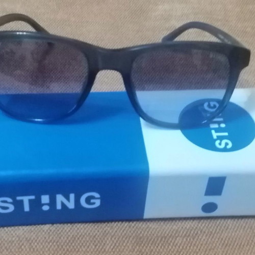 Sting SSJ643 06NA kids sunglasses like new