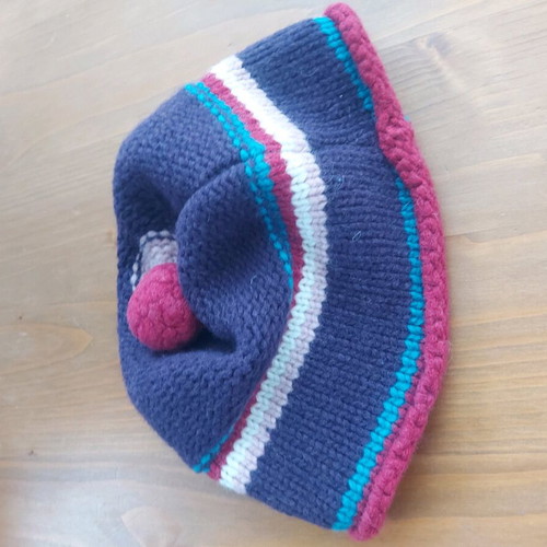 Gas kids hat new, unused without tags
