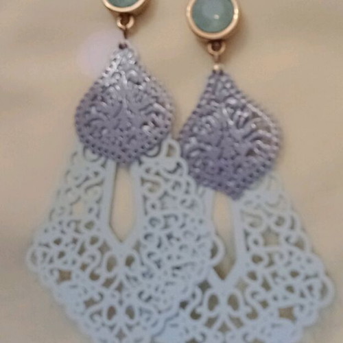 Dangling earrings like new with shades of gray, mint, and gold