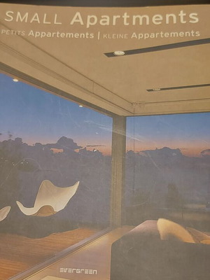 Book for Small Apartments like new, English and French