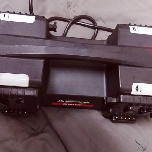 SWIT PC-P461S 4-Bay V-Mount Fast Battery Charger like new