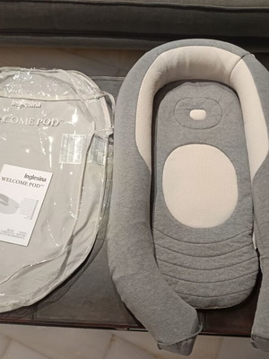 Inglesina Welcome Pod baby nest, like new, grey color