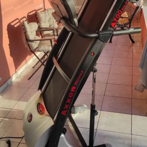Treadmill used, functional