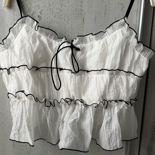 Crop top Eltaa like new, white, size S