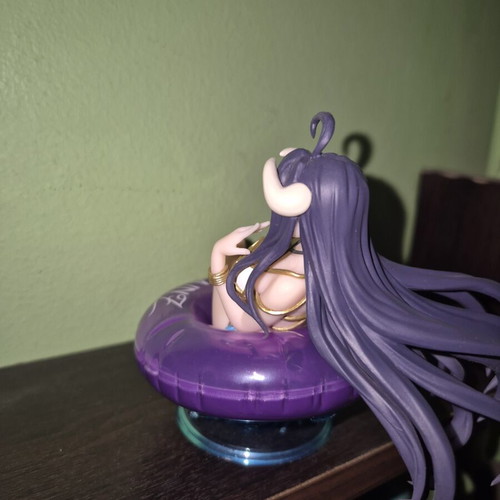 Albedo figure like new from the anime series Overlord