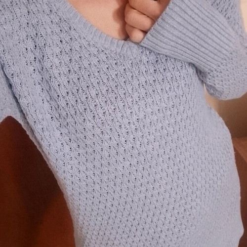 American Eagle knitted sweater like new, size S, sky blue
