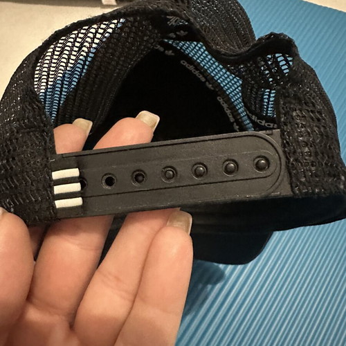 Adidas black unisex hat