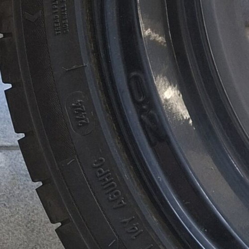 OZ 19 Inch Rims with Prinx 235/40R19 Tires like new
