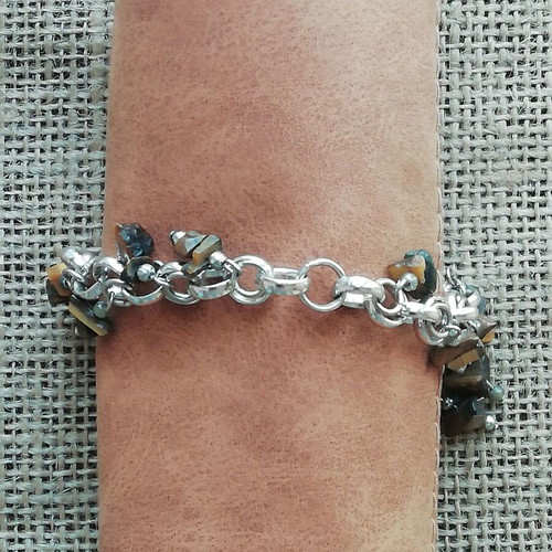 Boho stainless steel bracelet with brown color and irregular resin beads like new