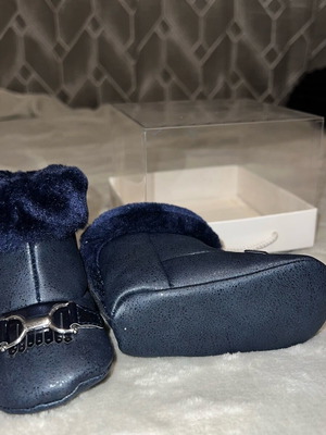 Boots with fur for girl new