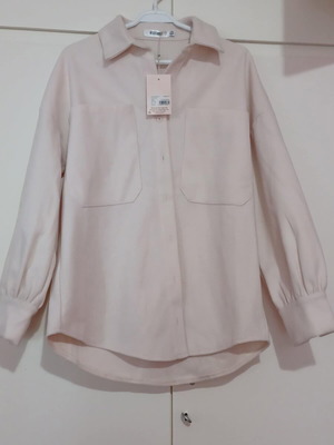 Women's coat new, ecru, size small