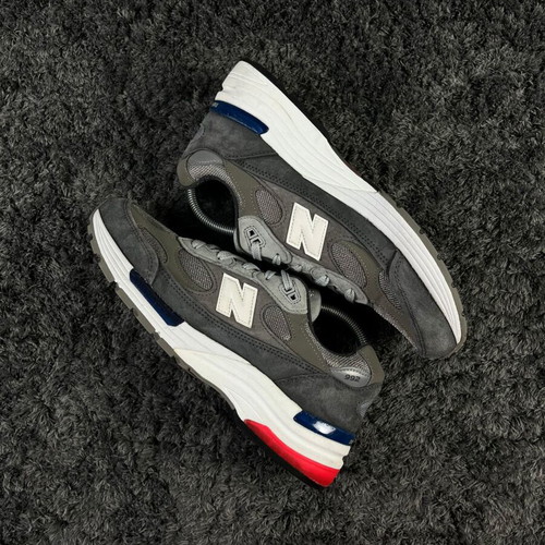 New Balance 992 Made in USA Limited Edition men's sneakers like new, gray