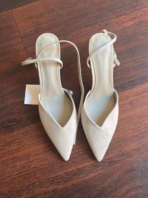 H&M beige cream gray slingback shoes size 37 new, medium heel